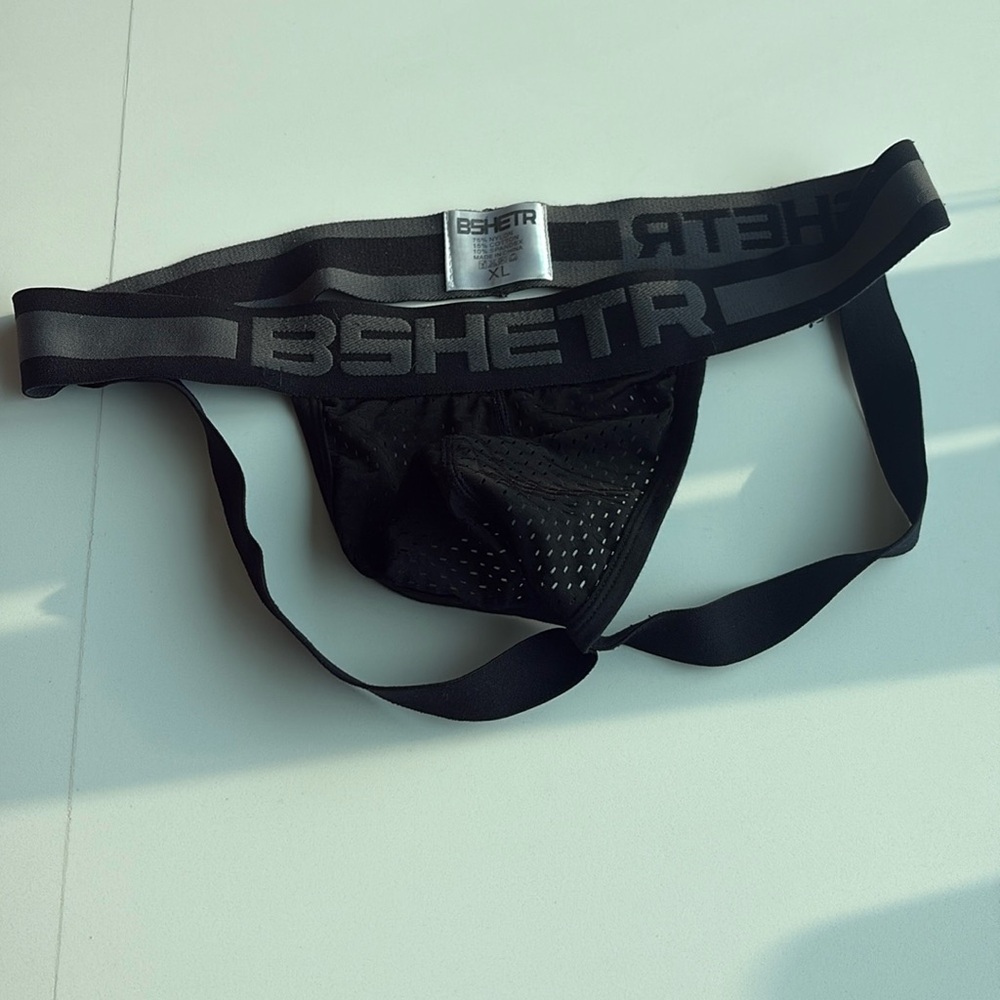 BSHETR Black briefs size XL
